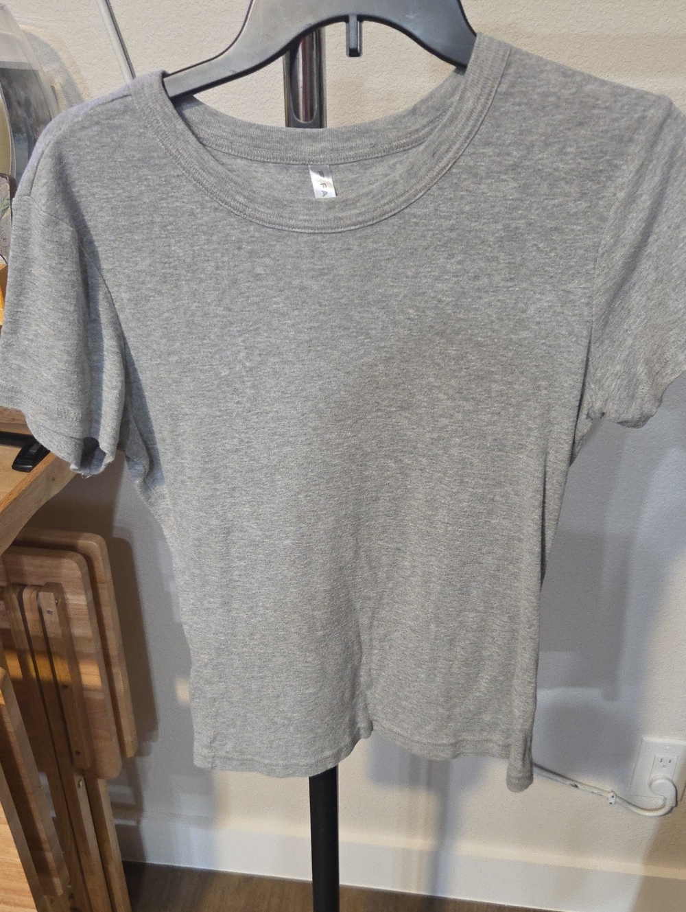 Fabletics Heather Gray Short Sleeve Crew Tee